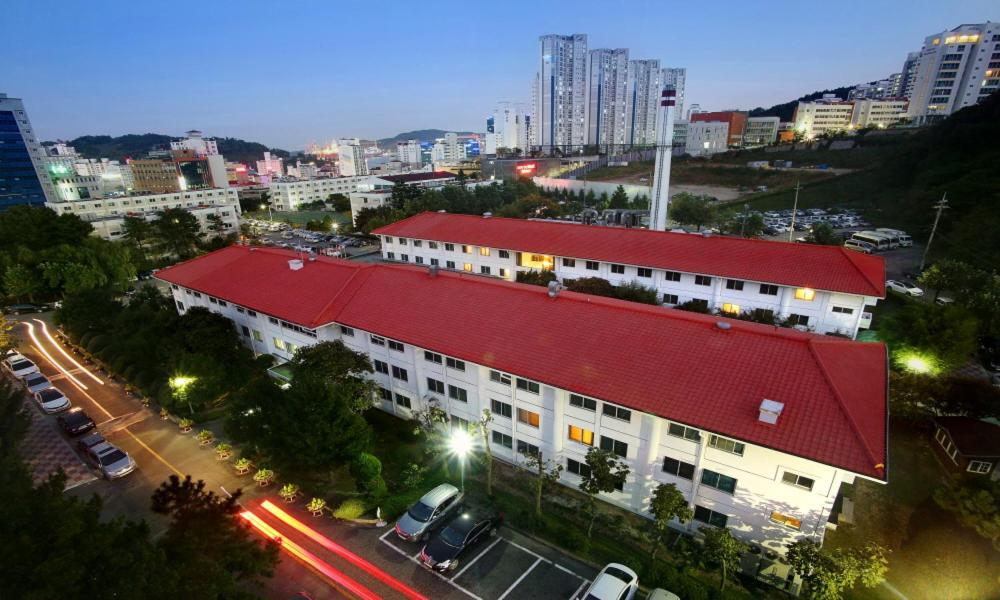 Admiral Hotel Geoje Extérieur photo