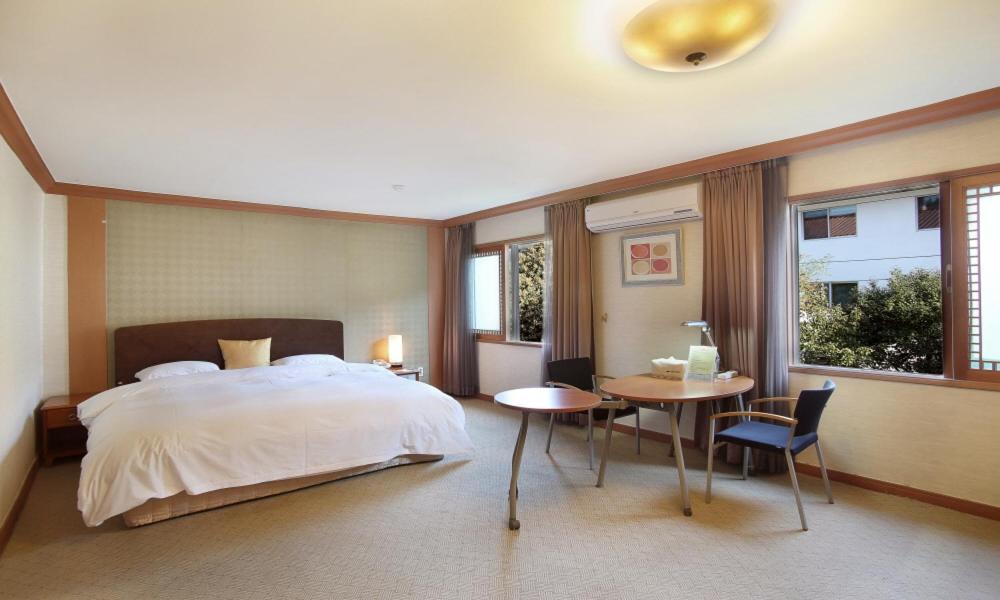 Admiral Hotel Geoje Extérieur photo