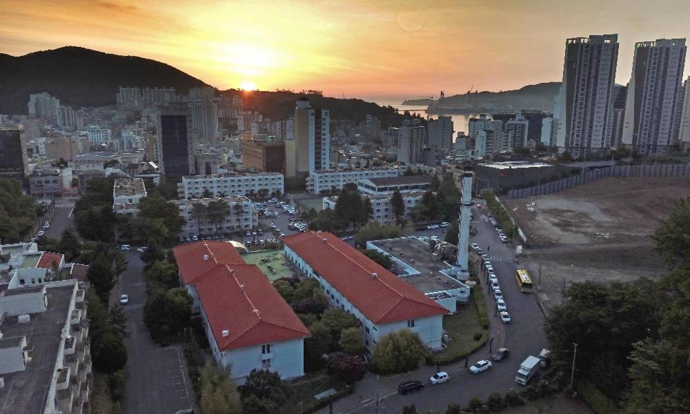 Admiral Hotel Geoje Extérieur photo