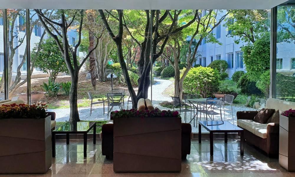 Admiral Hotel Geoje Extérieur photo